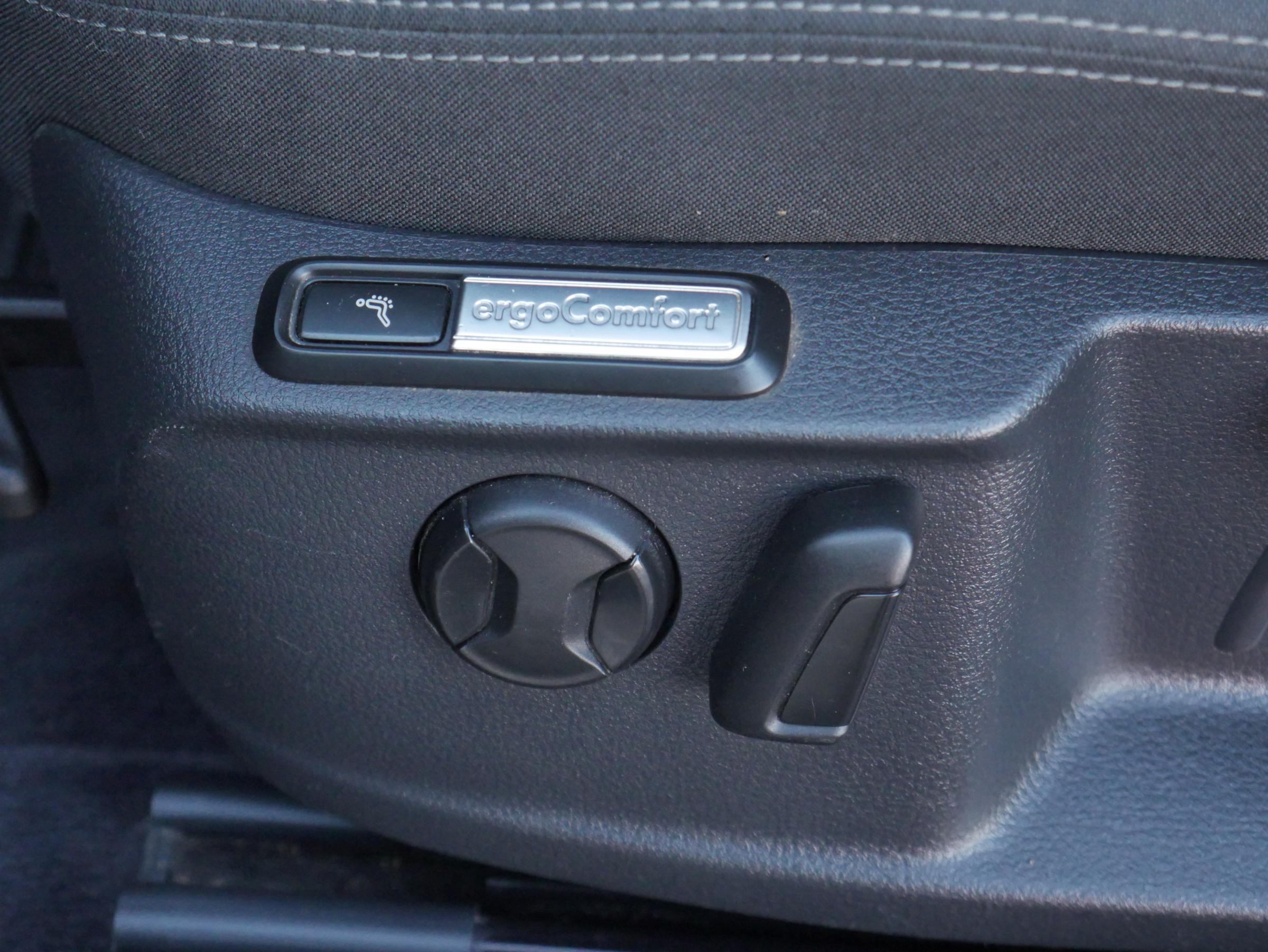 Volkswagen Passat, 2018 - pohled č. 23