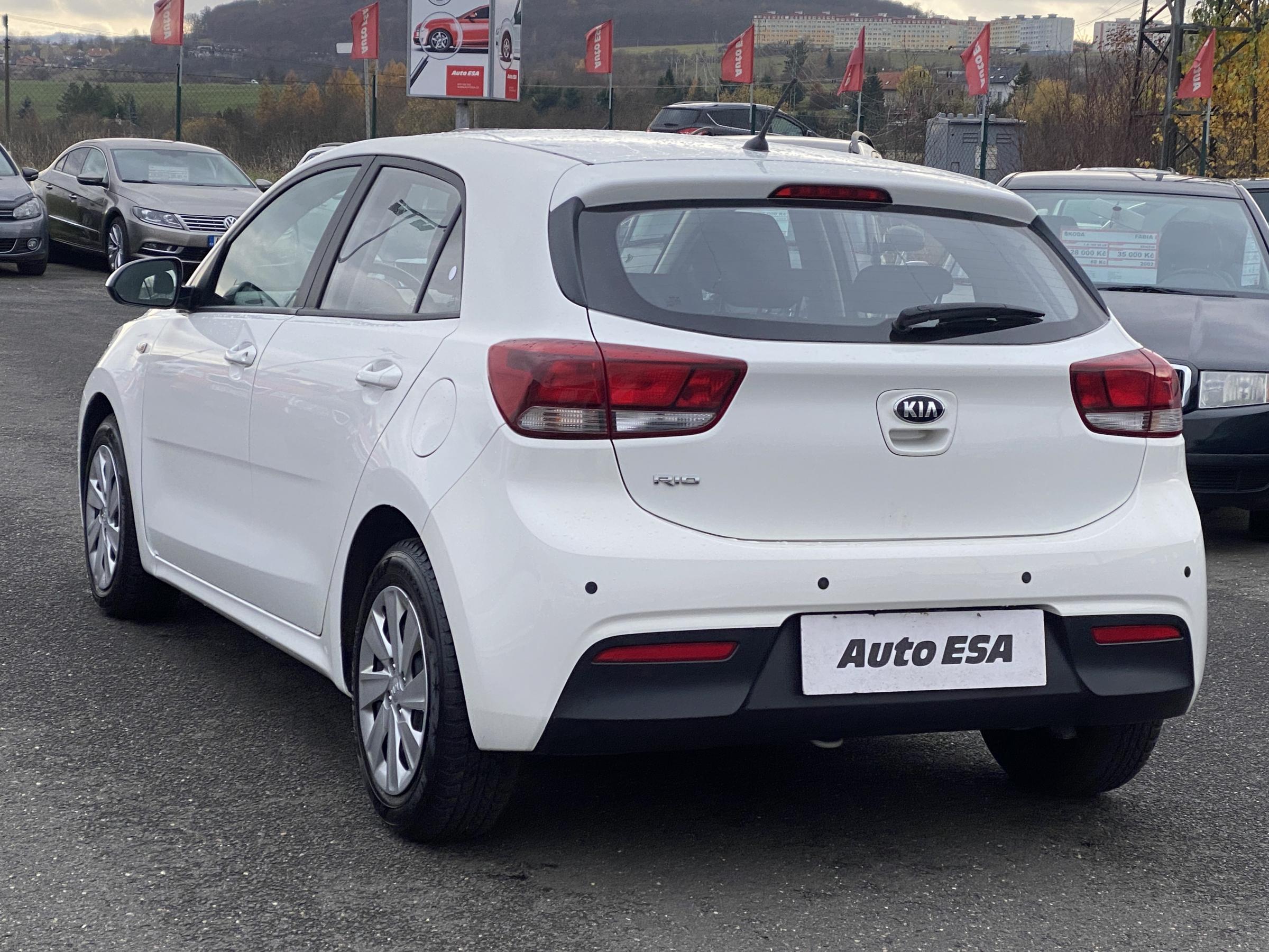 Kia Rio, 2020 - pohled č. 4