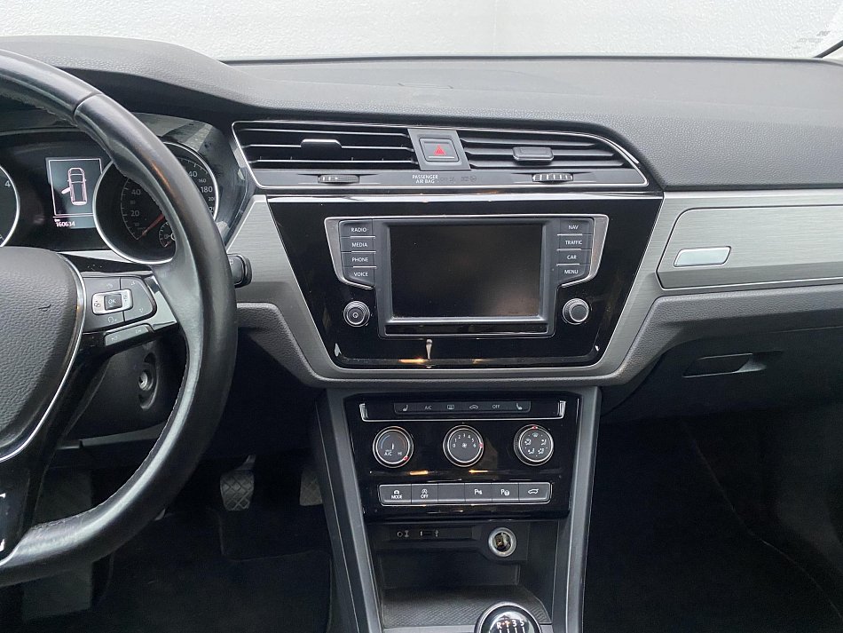 Volkswagen Touran 2.0 TDi 