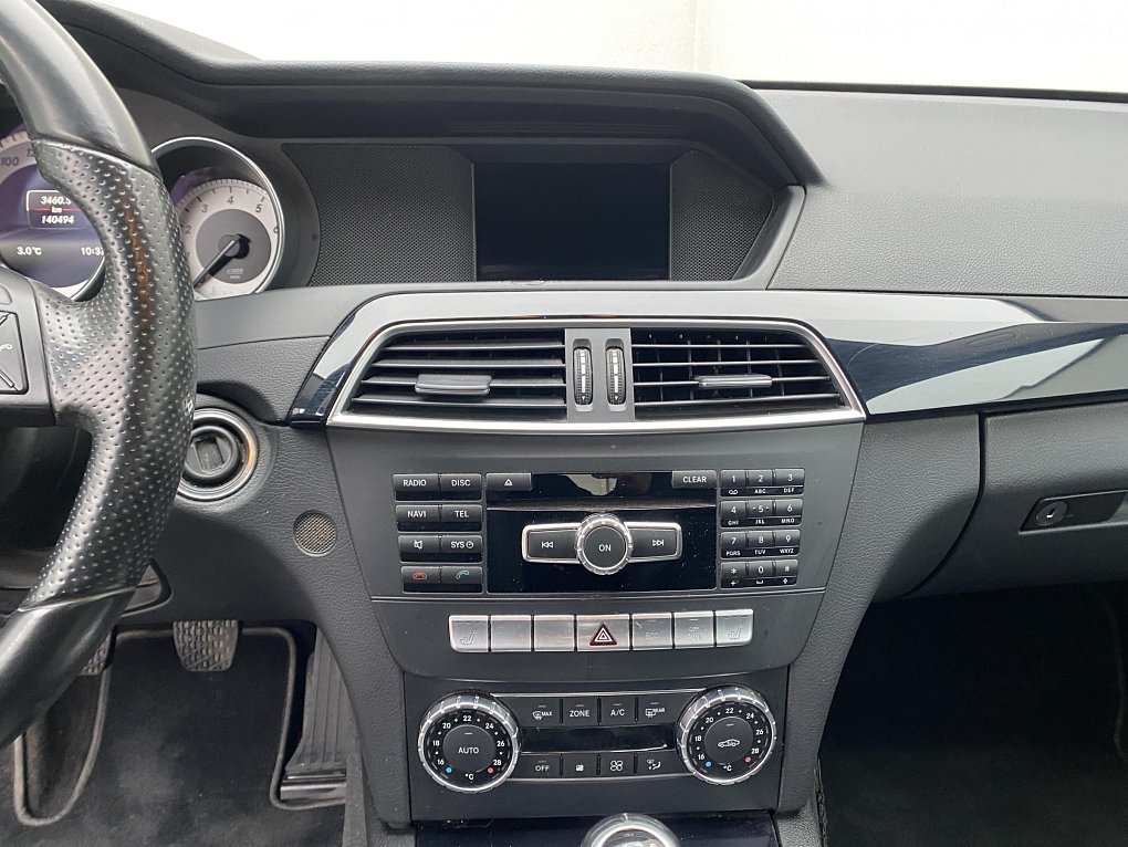 Mercedes-Benz Třída C 1.6i  C180