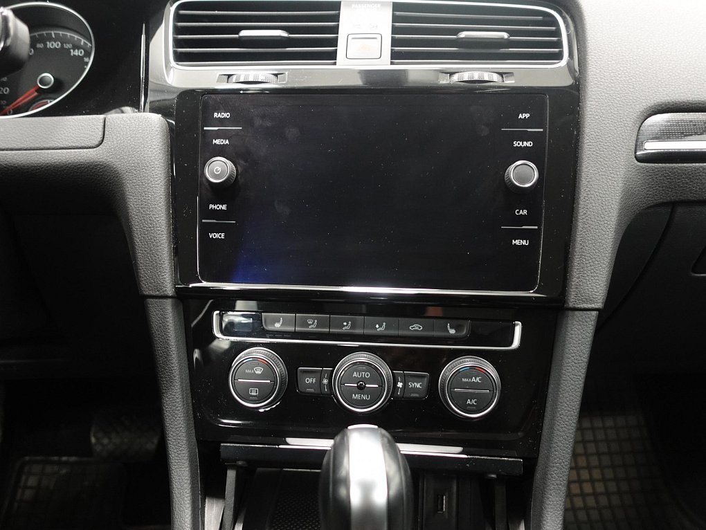 Volkswagen Golf 1.5 TGi Highline