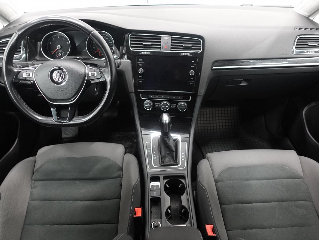 Volkswagen Golf 1.5 TGi Highline