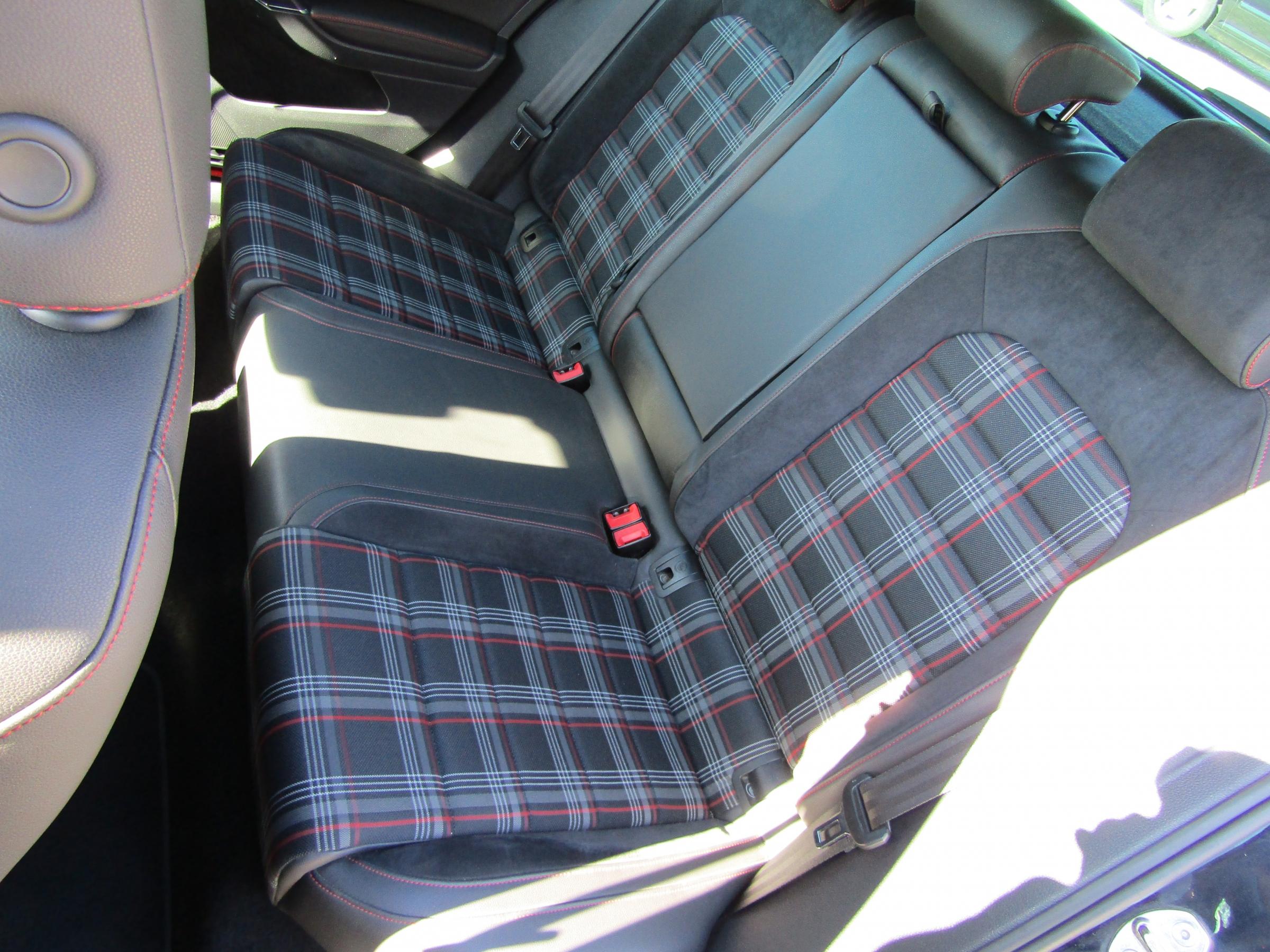 Volkswagen Golf, 2013 - pohled č. 10