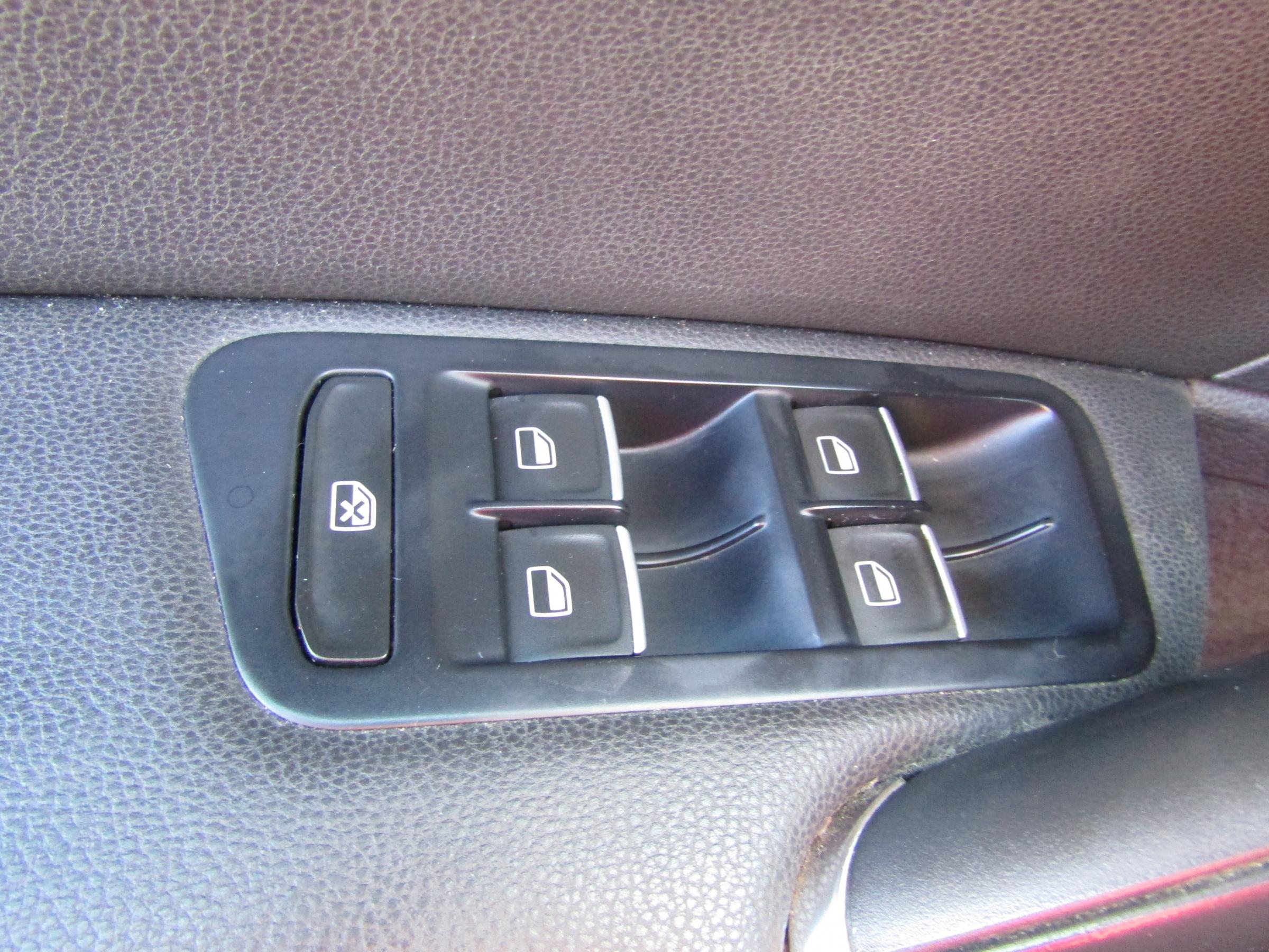 Volkswagen Golf, 2013 - pohled č. 15