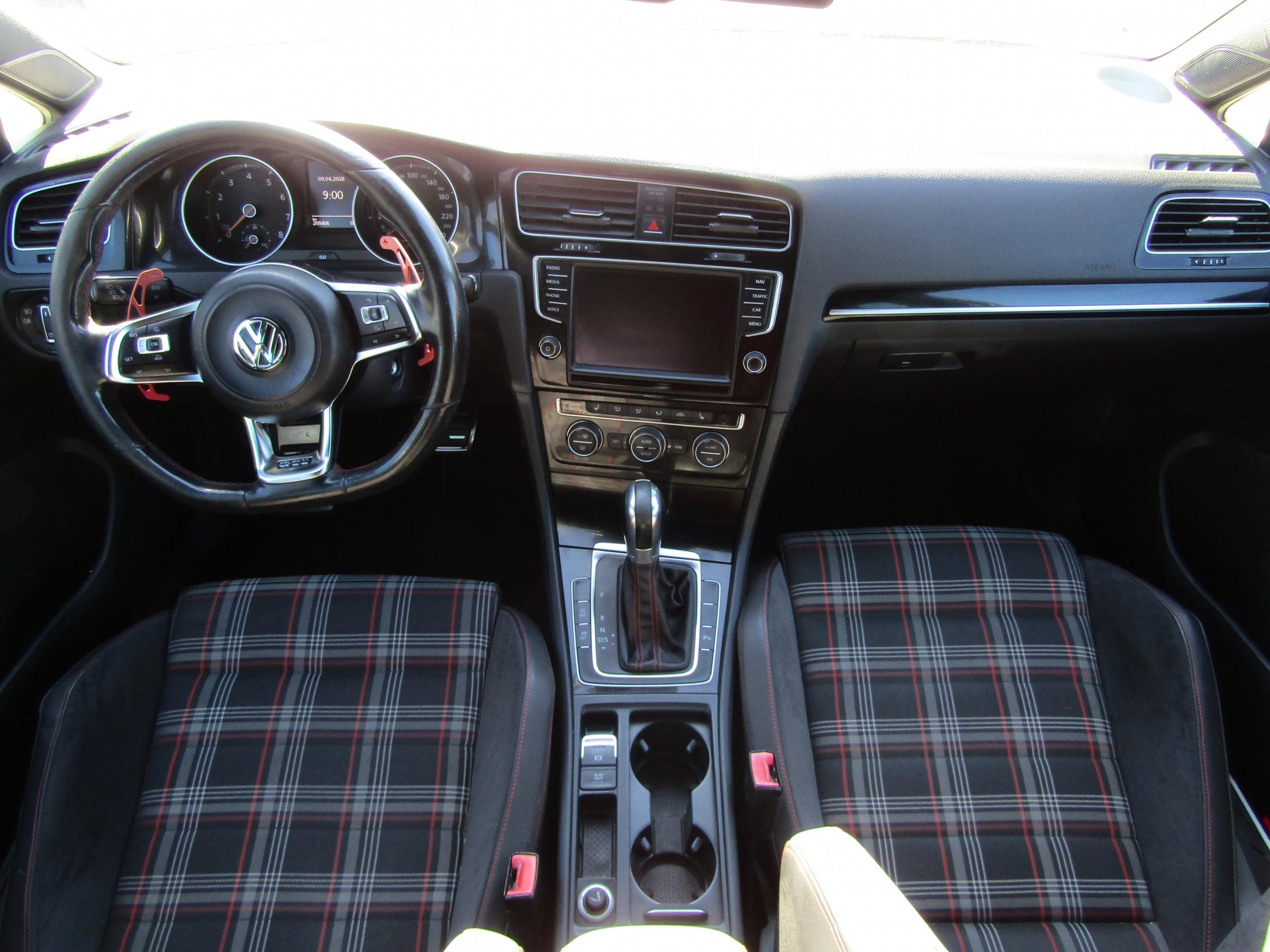 Volkswagen Golf, 2013 - pohled č. 8