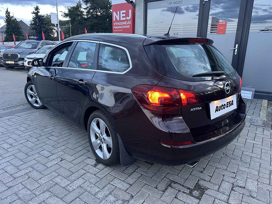 Opel Astra 1.4T  Sports Tourer