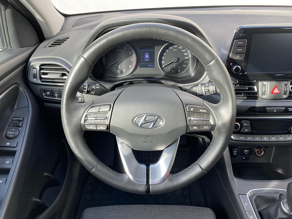 Hyundai I30 1.5 T-GDi Smart 48V