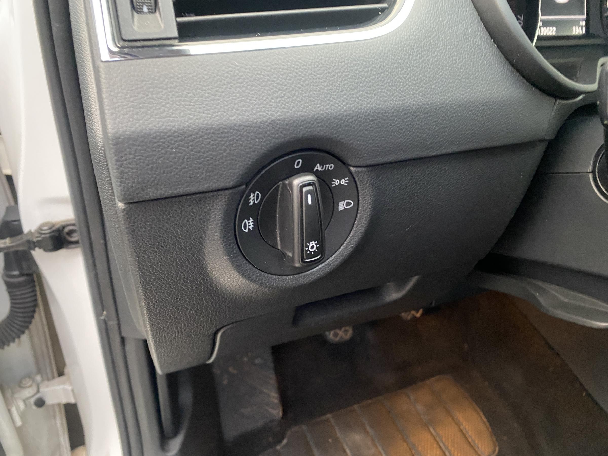 Škoda Octavia III, 2014 - pohled č. 15