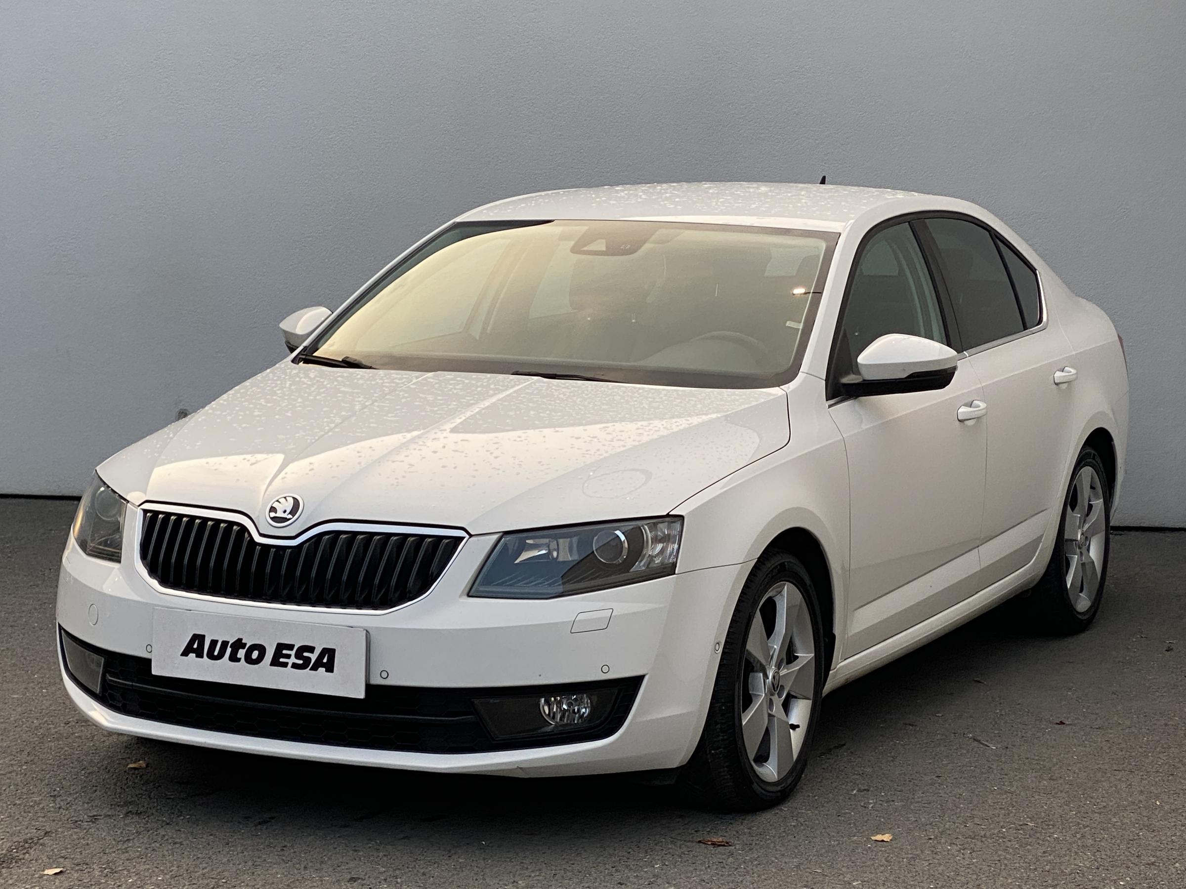 Škoda Octavia III, 2014 - pohled č. 3