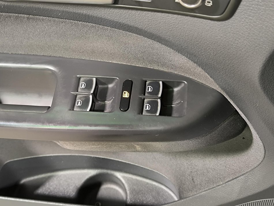 Volkswagen Touran 2.0TDi 