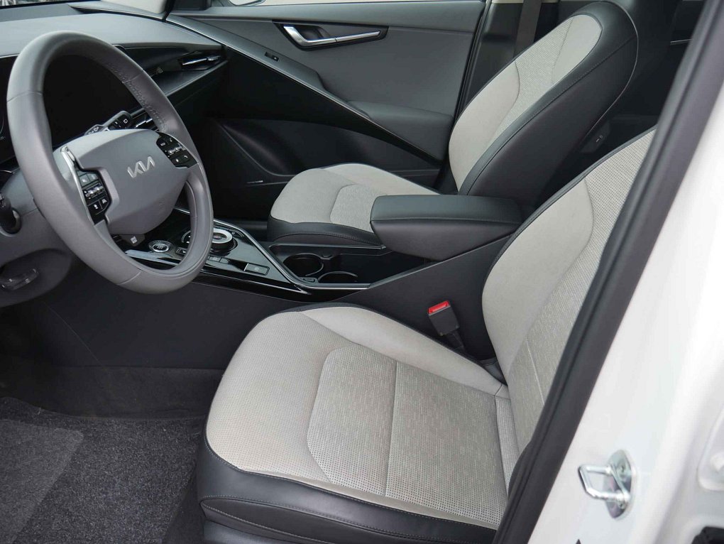Kia Niro 1.6 GDi 