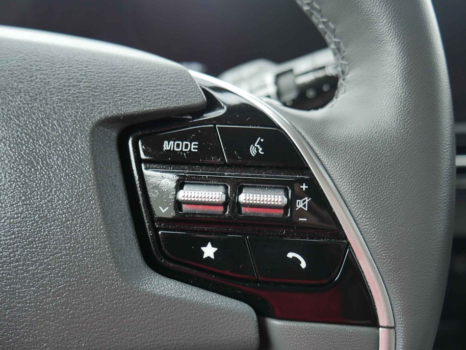 Kia Niro 1.6 GDi 