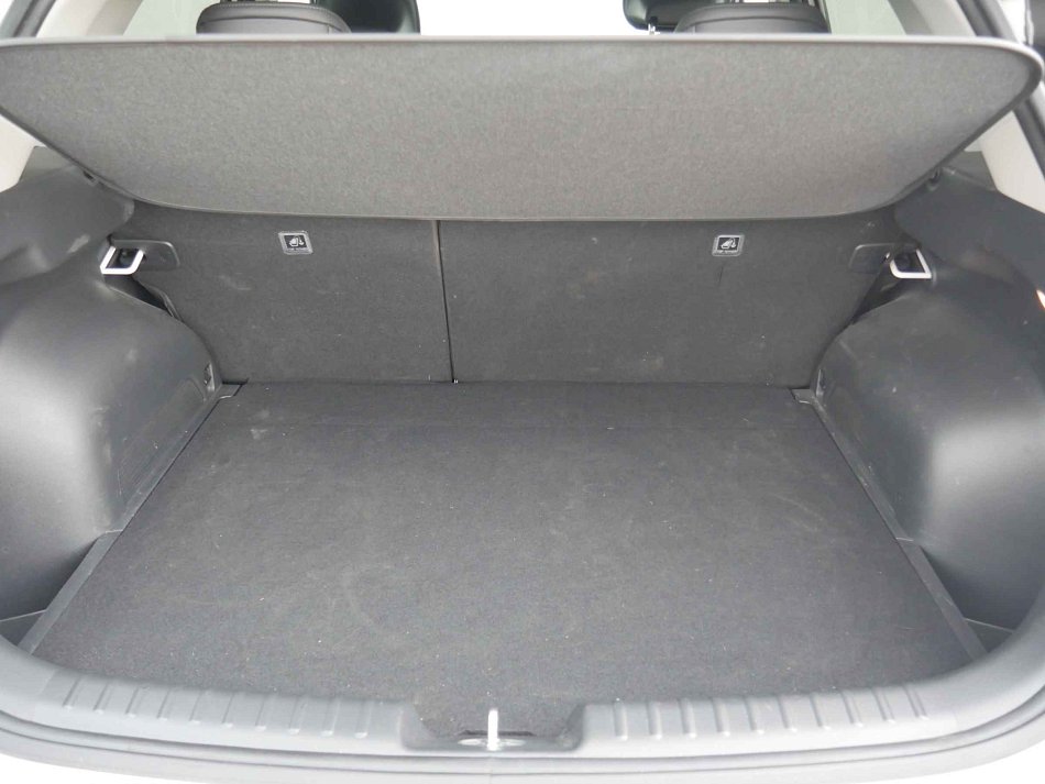 Kia Niro 1.6 GDi 