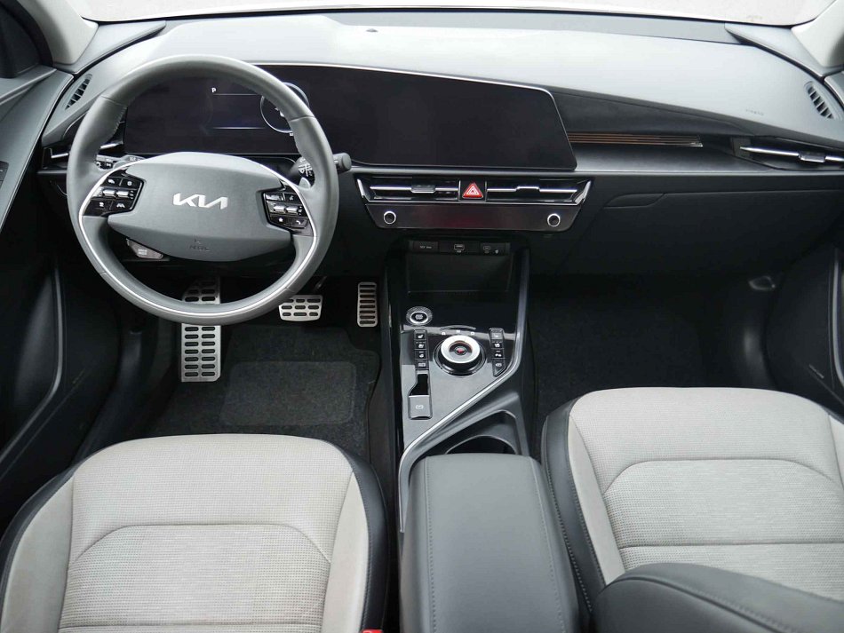 Kia Niro 1.6 GDi 