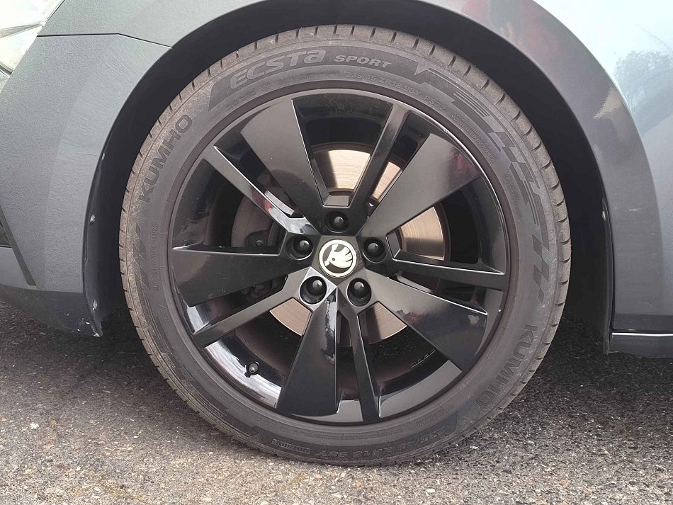 Škoda Superb III 2.0 TDi SportLine 4x4