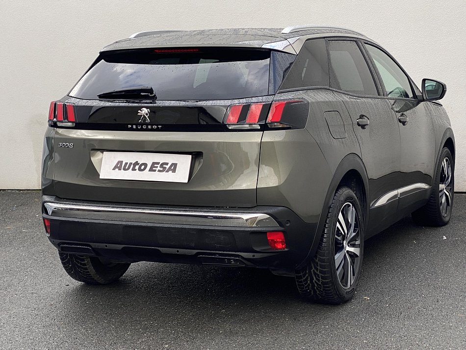 Peugeot 3008 1.2 PT Allure