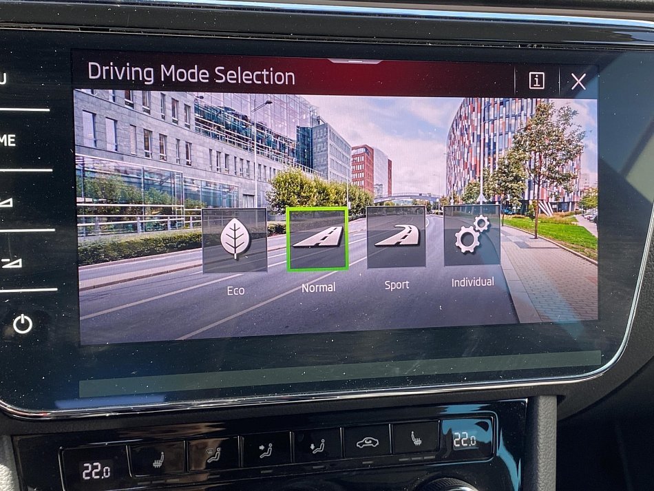 Škoda Superb III 2.0 TDi SportLine