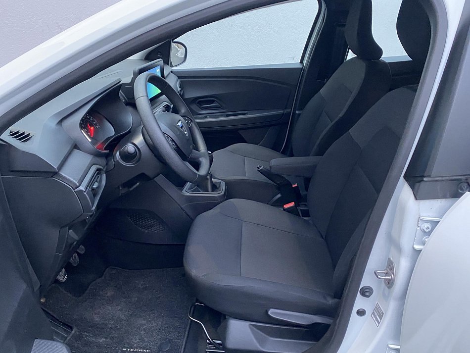 Dacia Sandero 1.0 i Essential