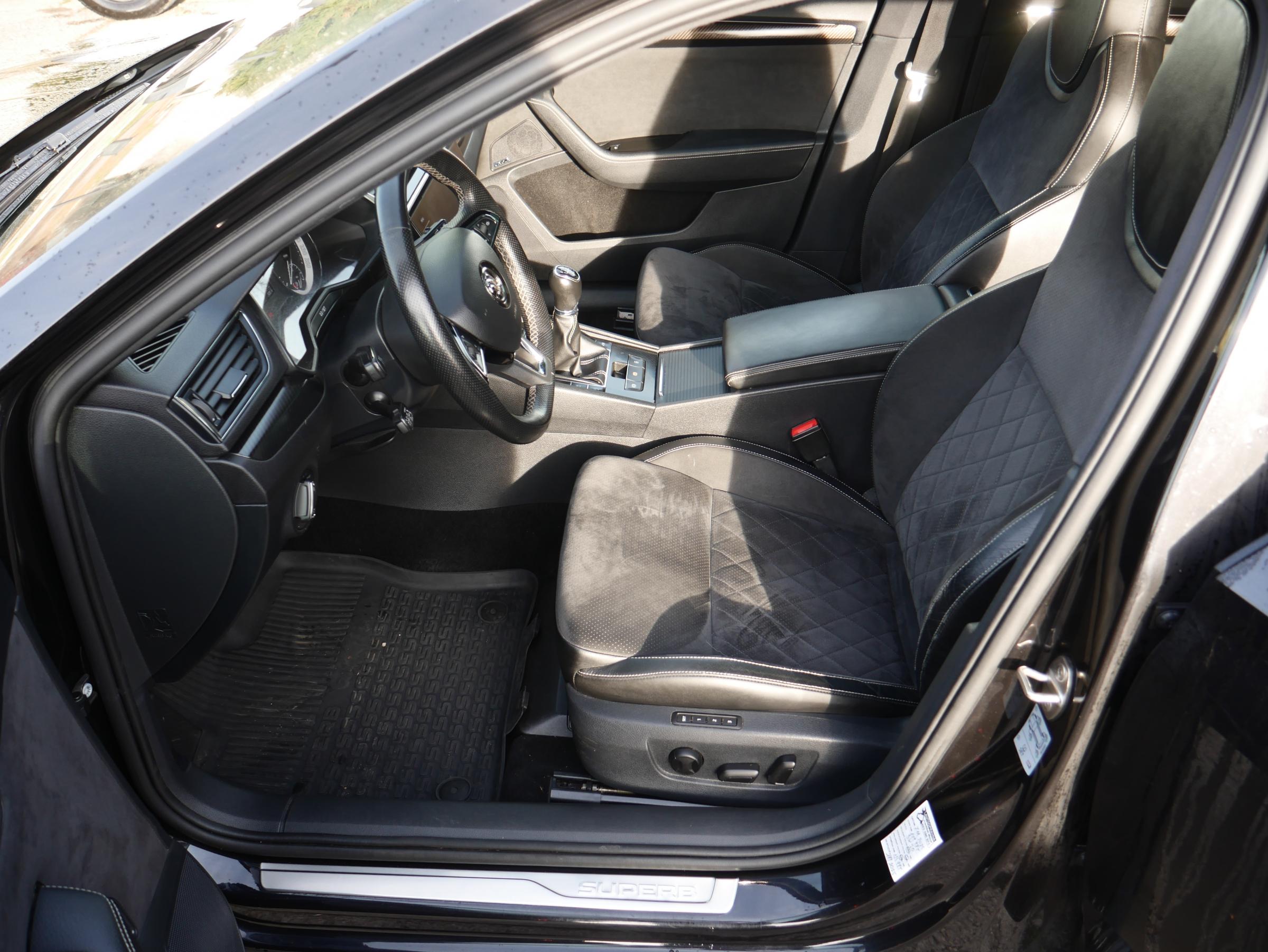 Škoda Superb III, 2020 - pohled č. 9