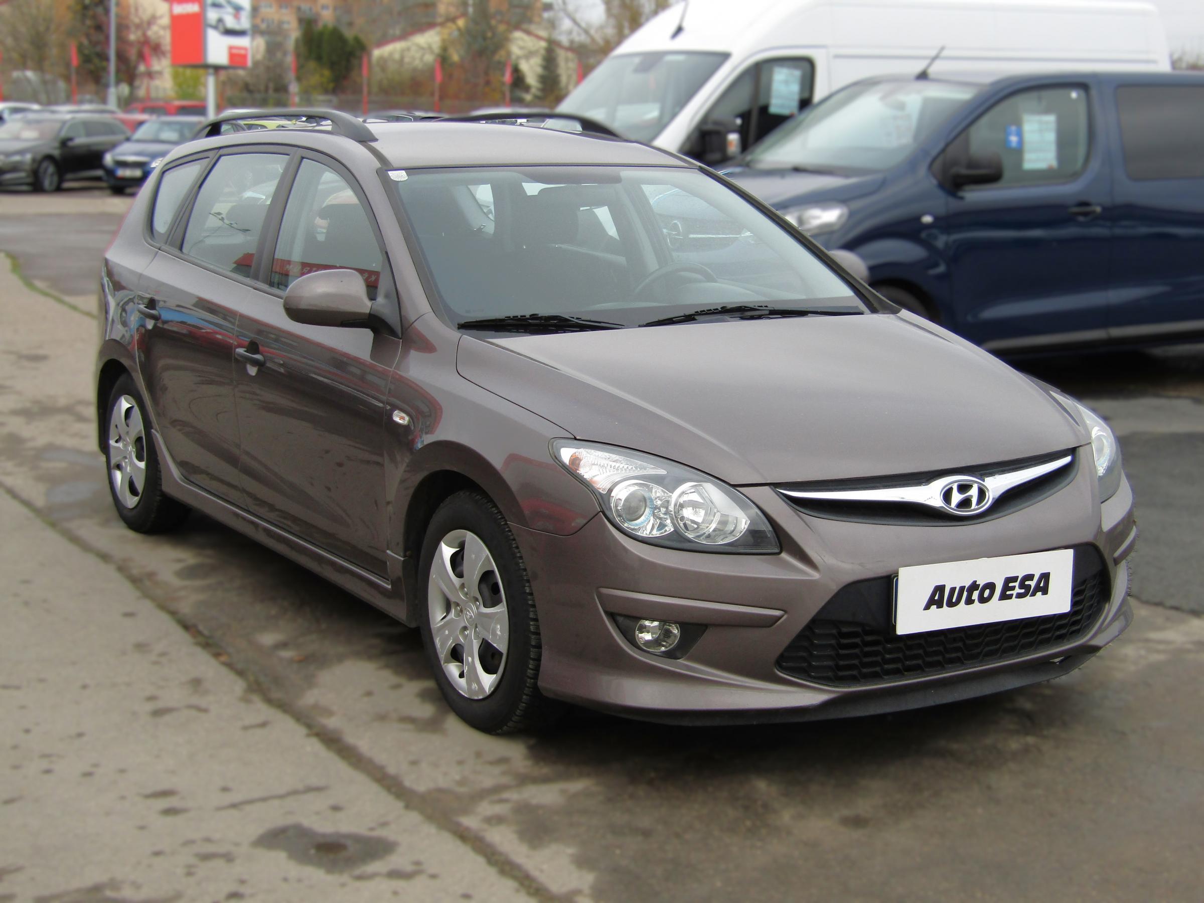 Hyundai i30, 2011