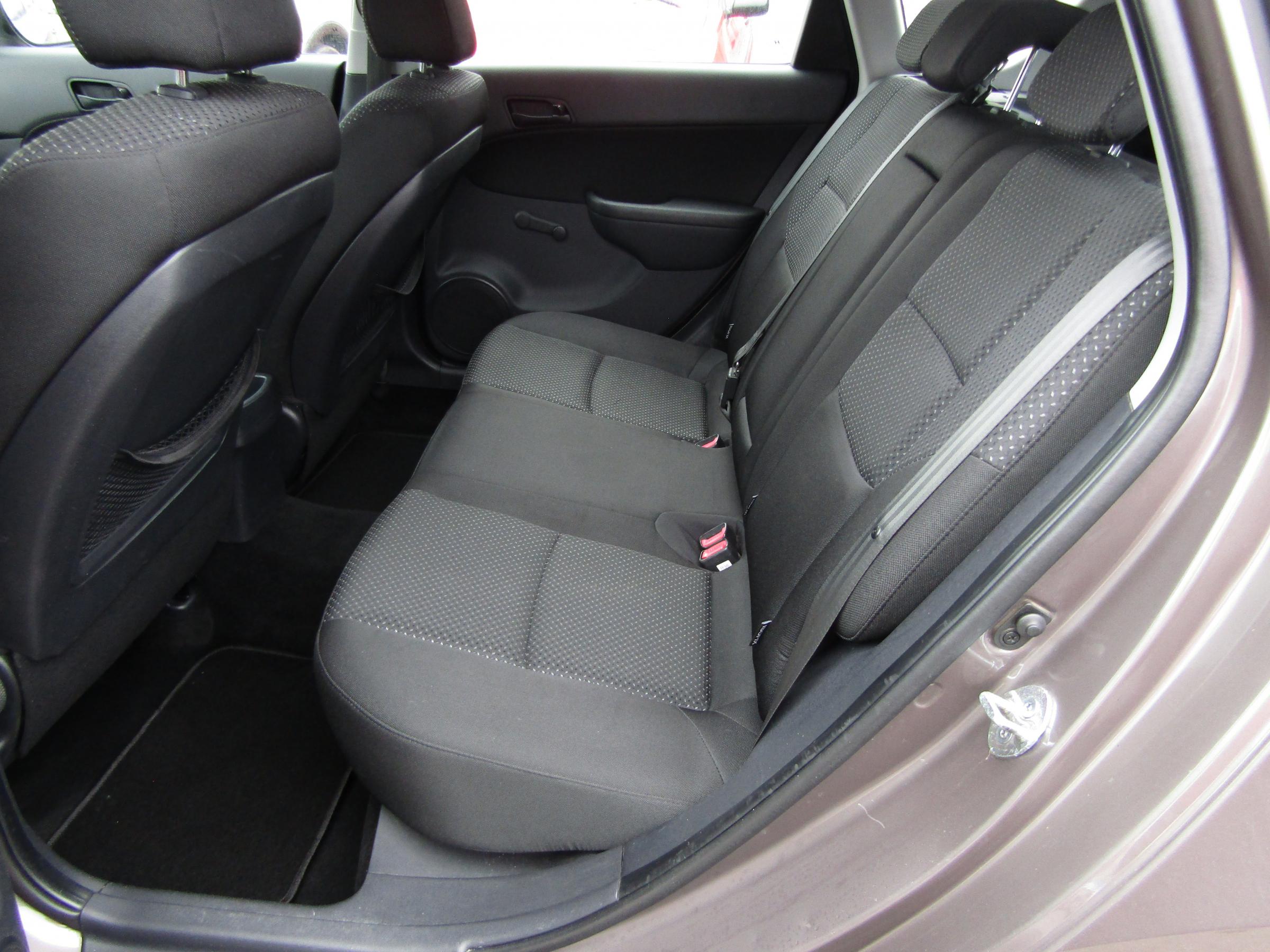 Hyundai i30, 2011 - pohled č. 10