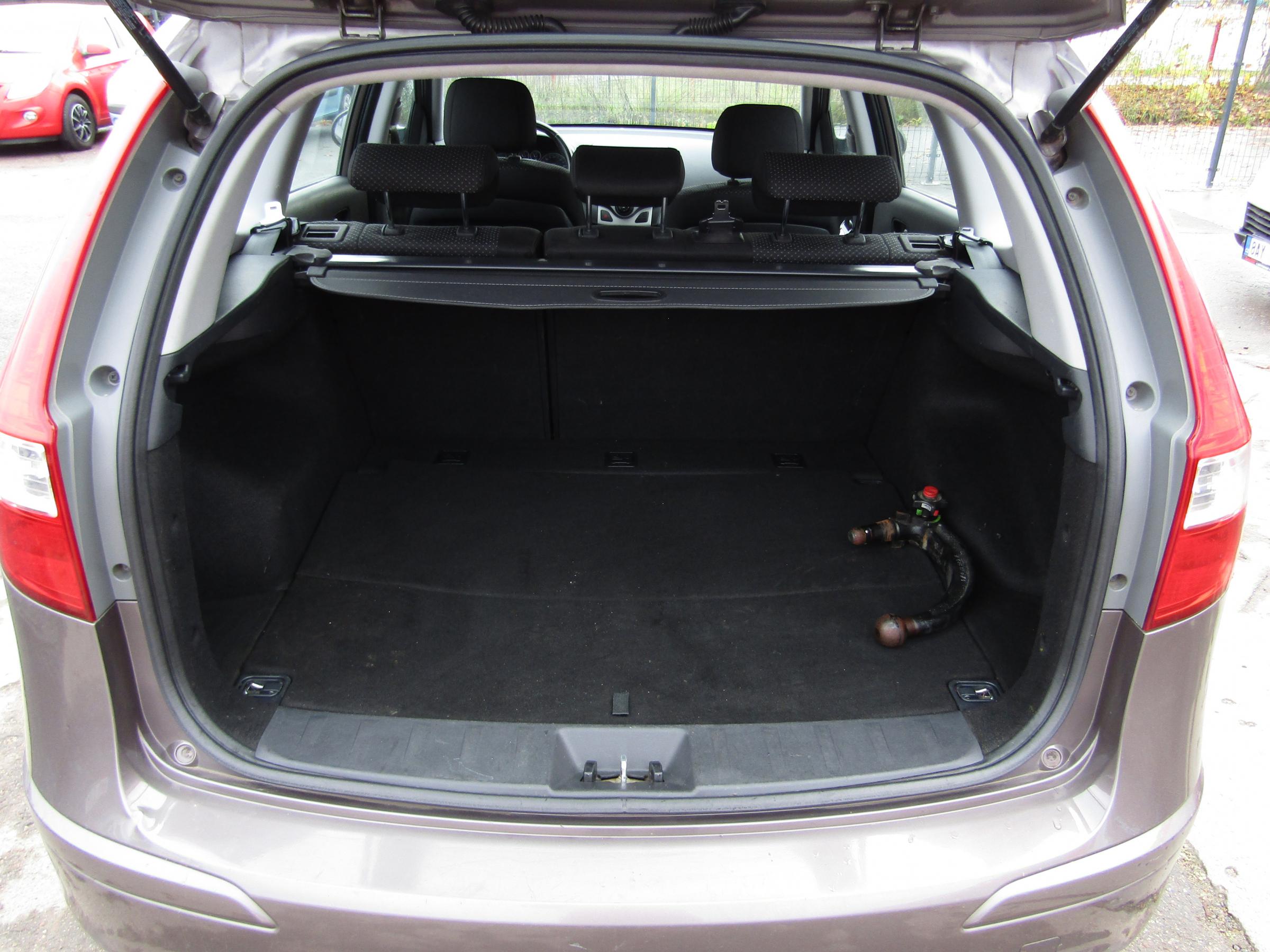 Hyundai i30, 2011 - pohled č. 7