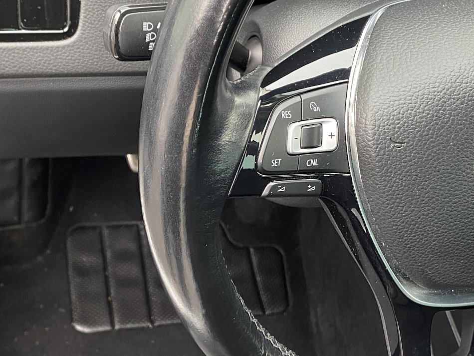 Volkswagen Polo 1.2 TSi Sound