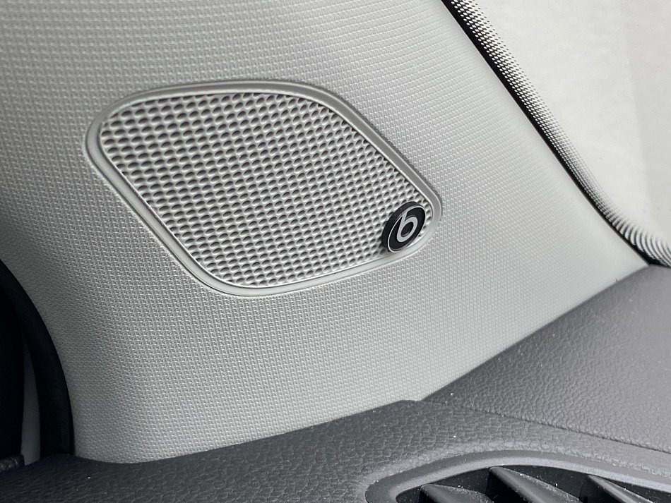 Volkswagen Polo 1.2 TSi Sound