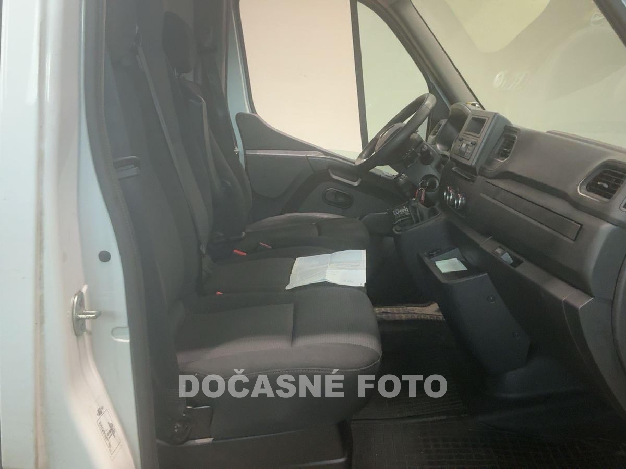 Renault Master, 2024 - pohled č. 10