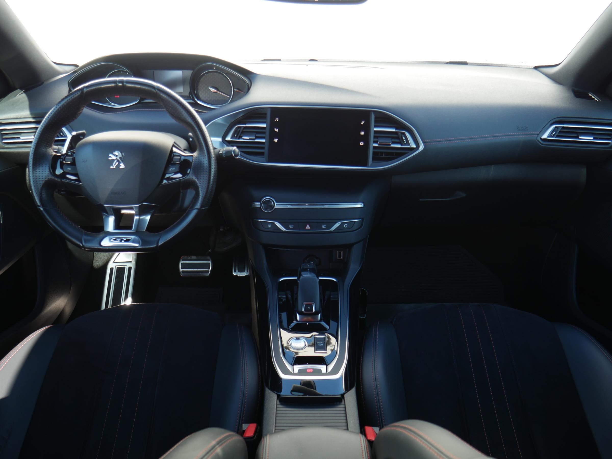 Peugeot 308, 2019 - pohled č. 8