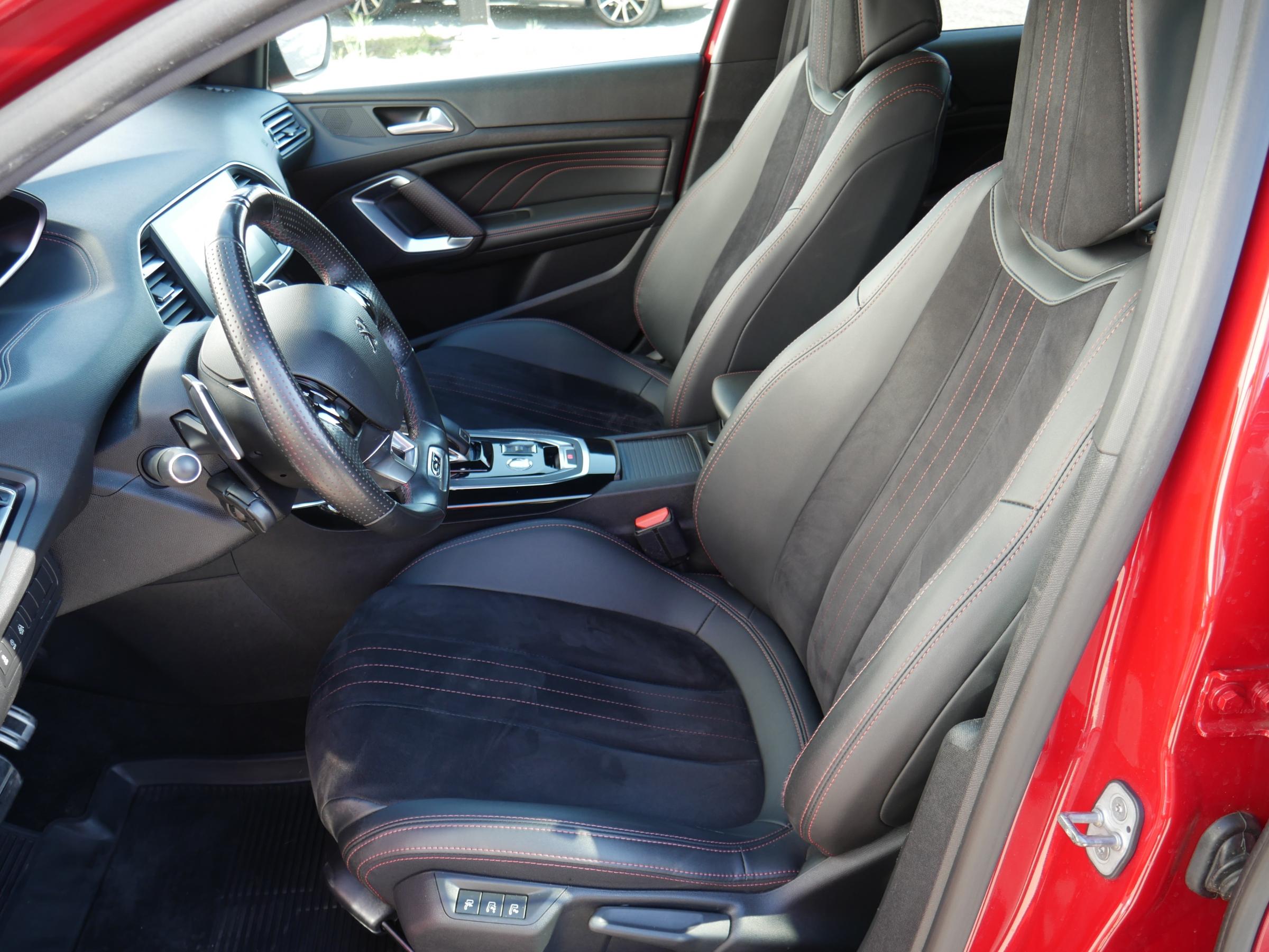 Peugeot 308, 2019 - pohled č. 9