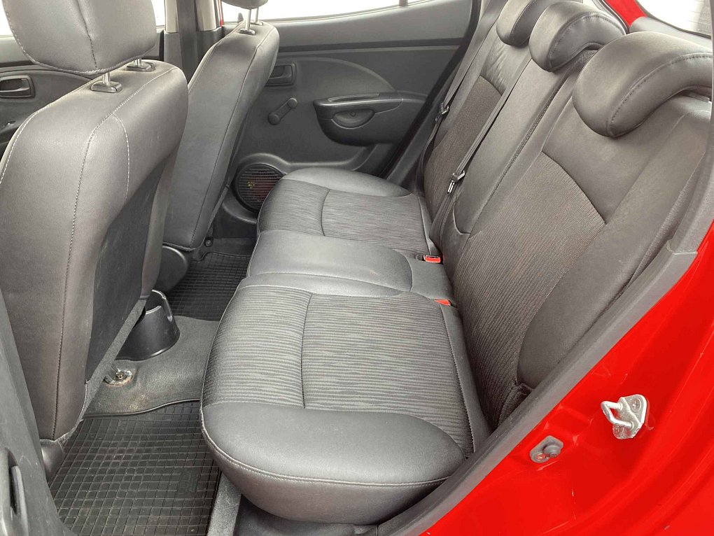 Kia Picanto 1.0i 