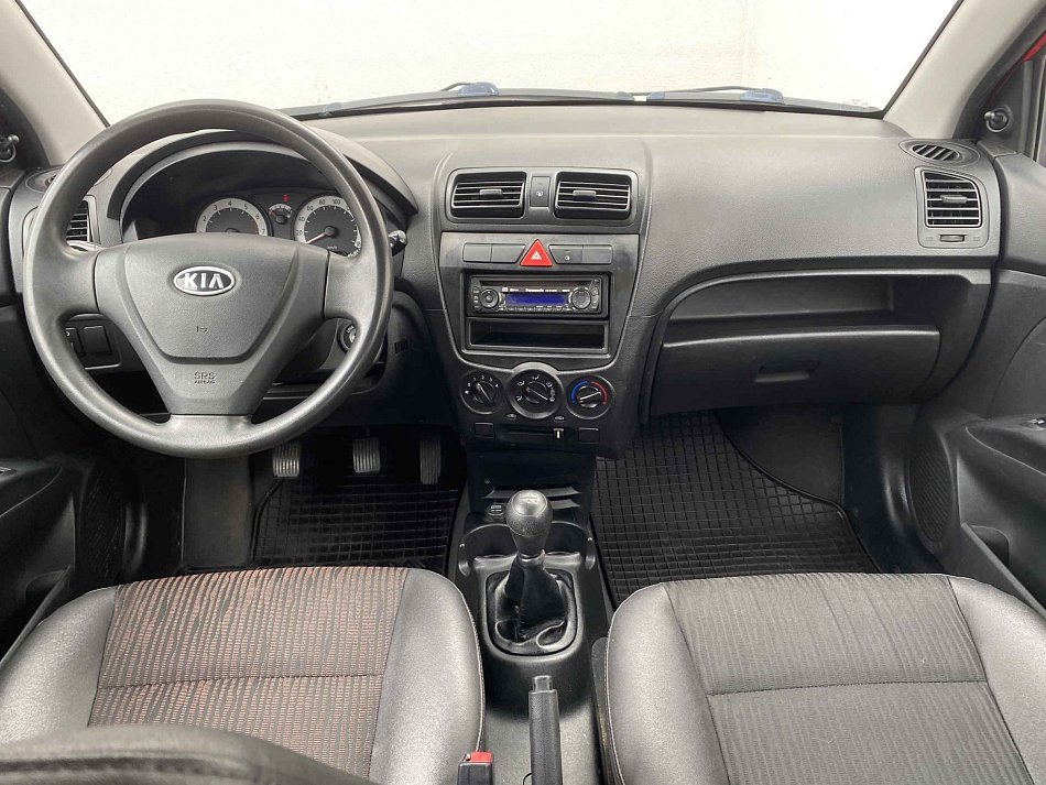 Kia Picanto 1.0i 