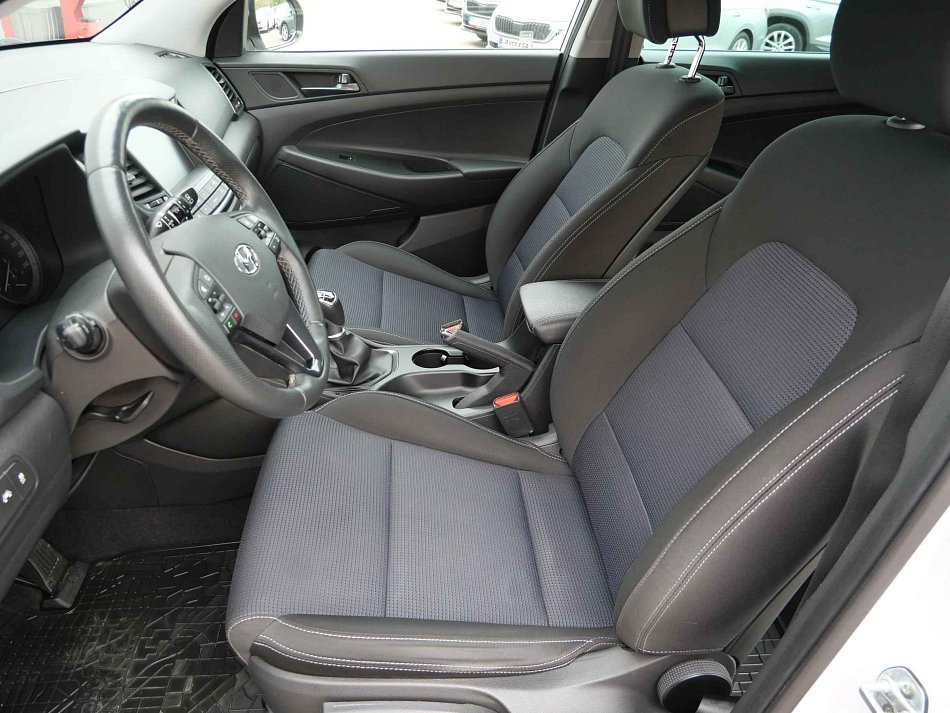 Hyundai Tucson 1.7 CRDi 