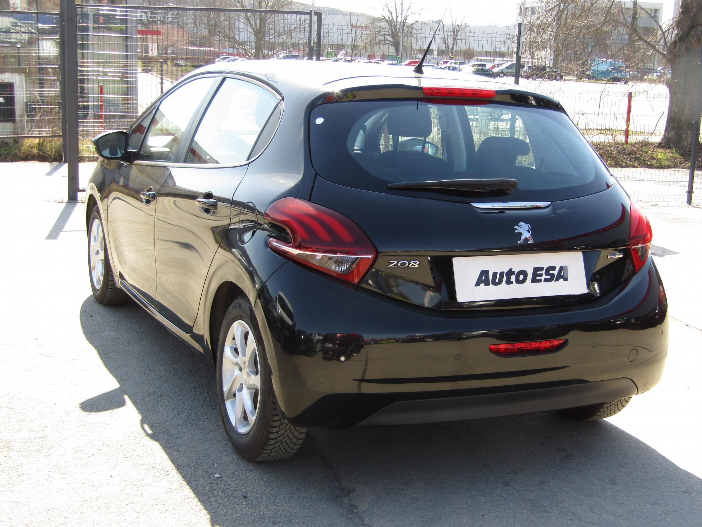 Peugeot 208, 2017 - pohled č. 6