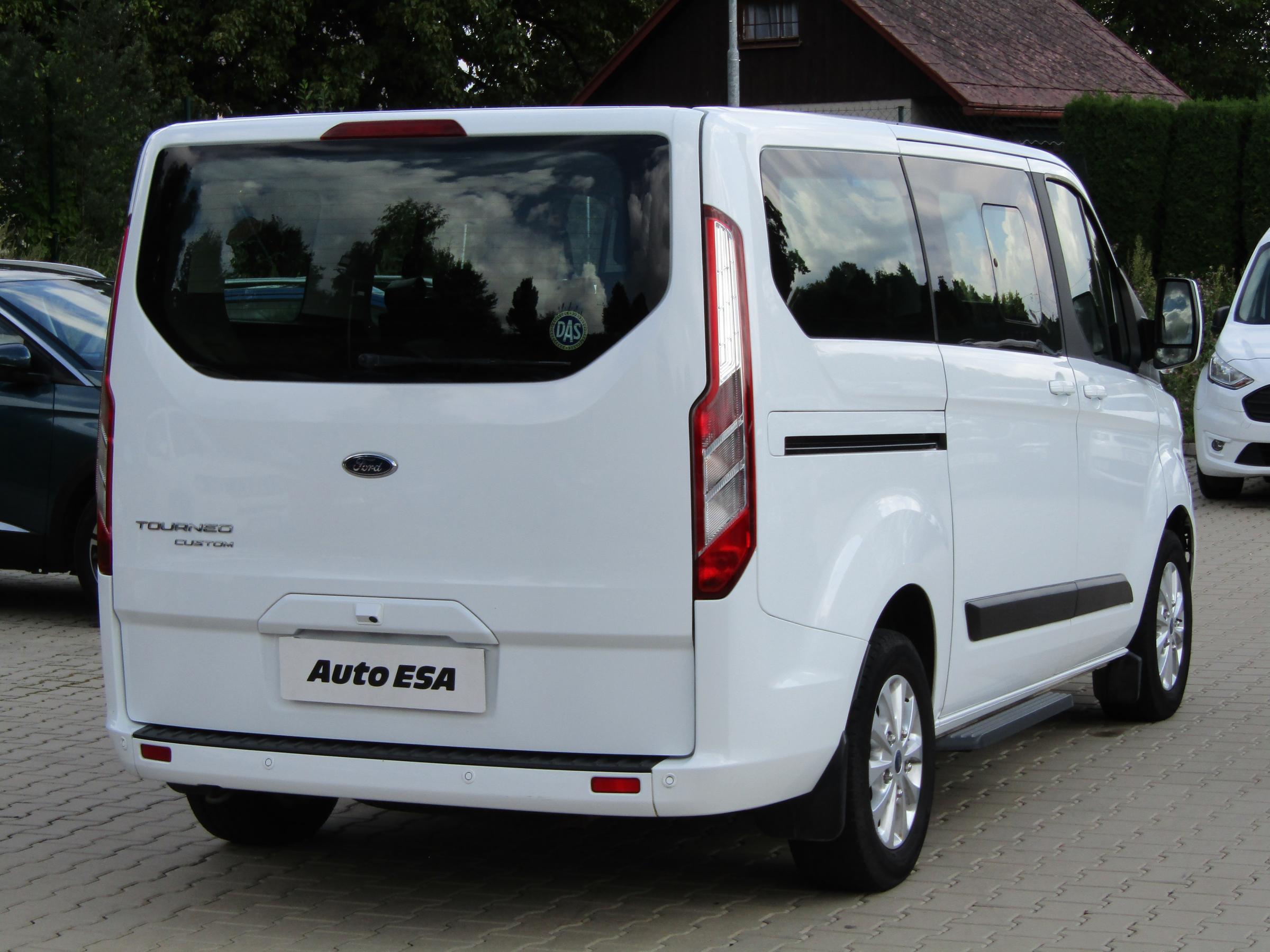 Ford Tourneo Custom, 2019 - pohled č. 6