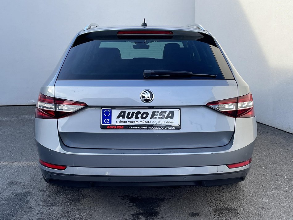 Škoda Superb III 2.0 TDi L&K