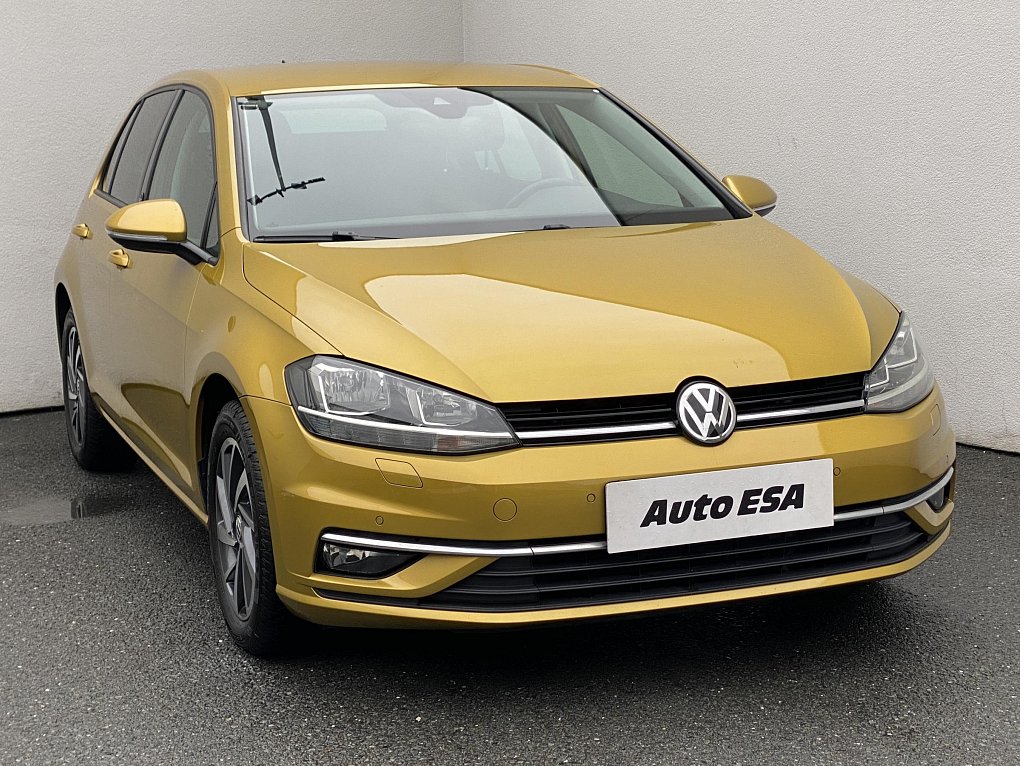 Volkswagen Golf 1.5 TSi Sound