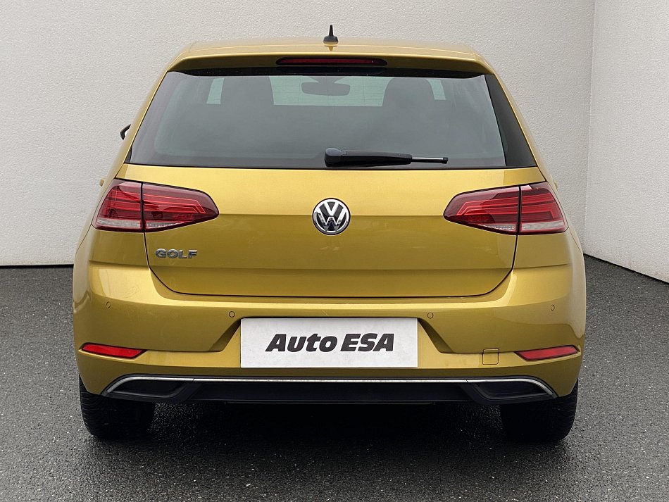 Volkswagen Golf 1.5 TSi Sound