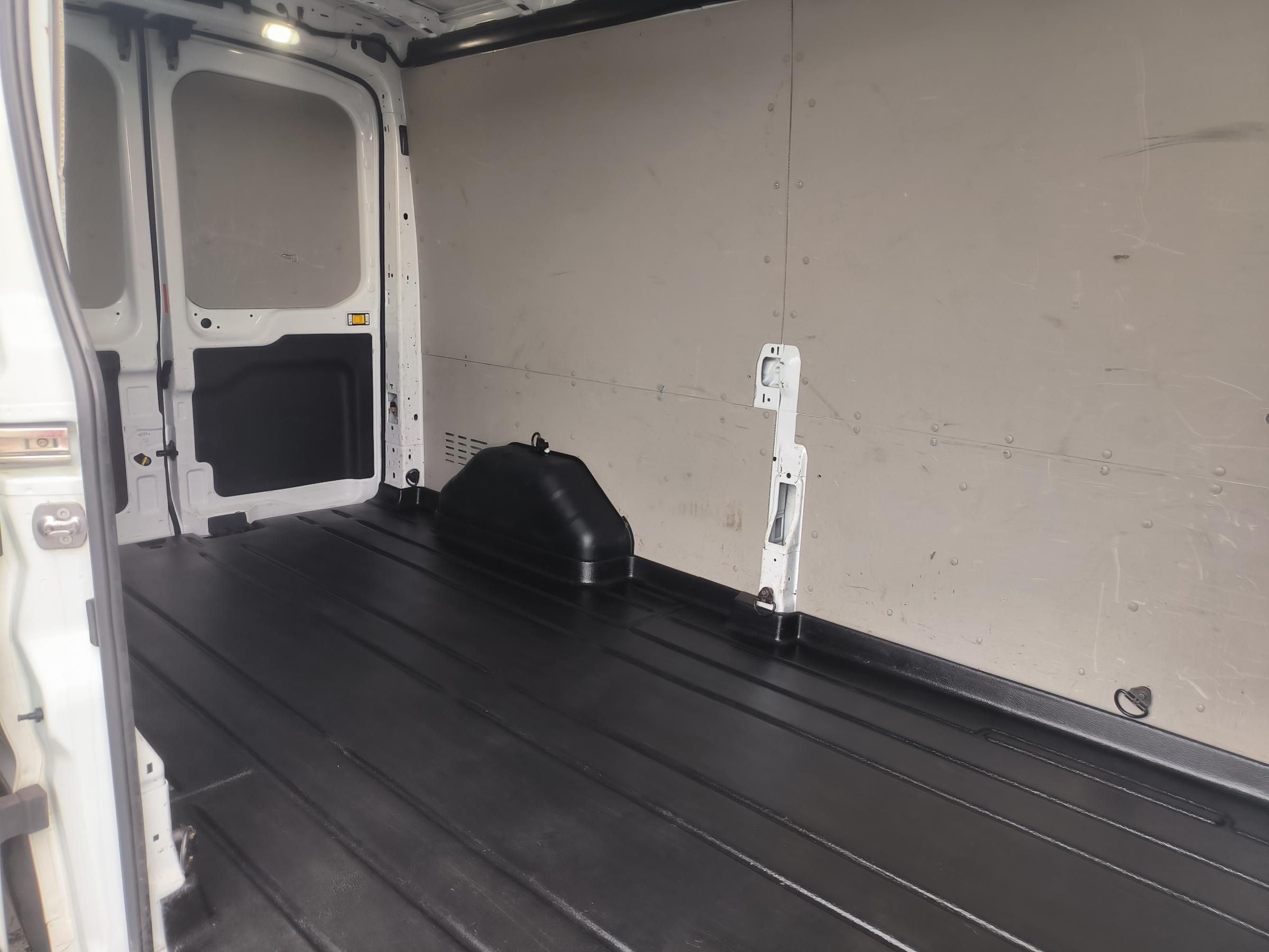 Ford Transit, 2022 - pohled č. 10