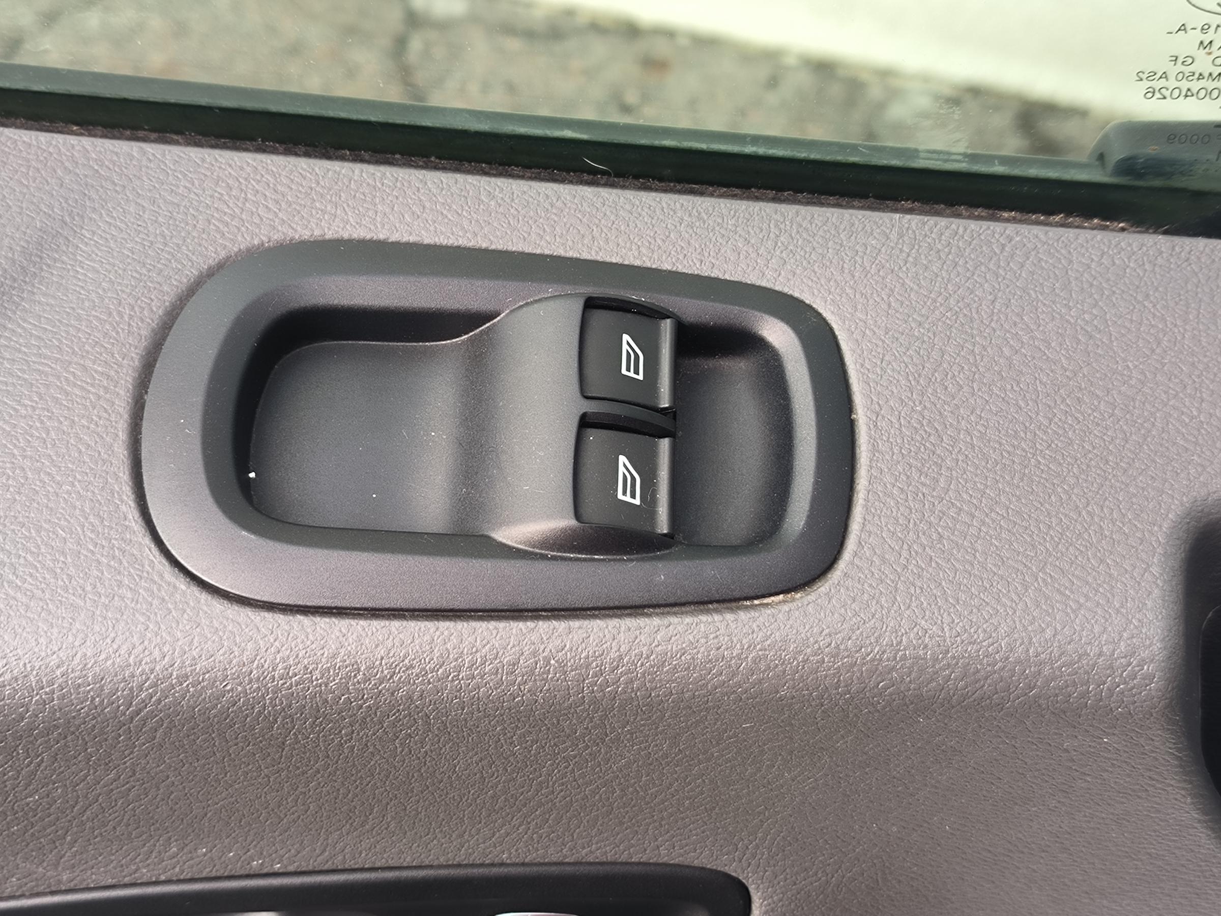 Ford Transit, 2022 - pohled č. 23