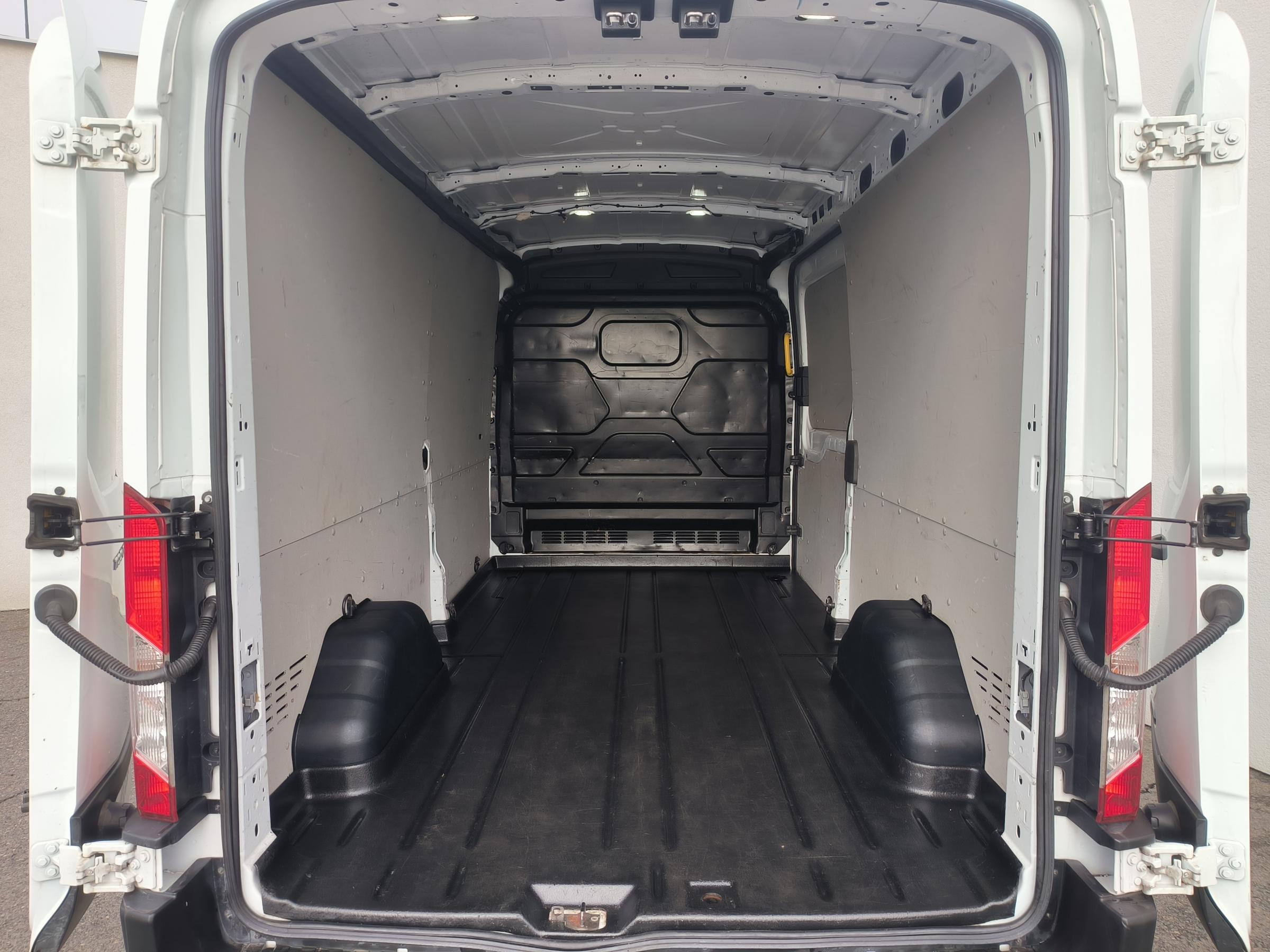 Ford Transit, 2022 - pohled č. 8