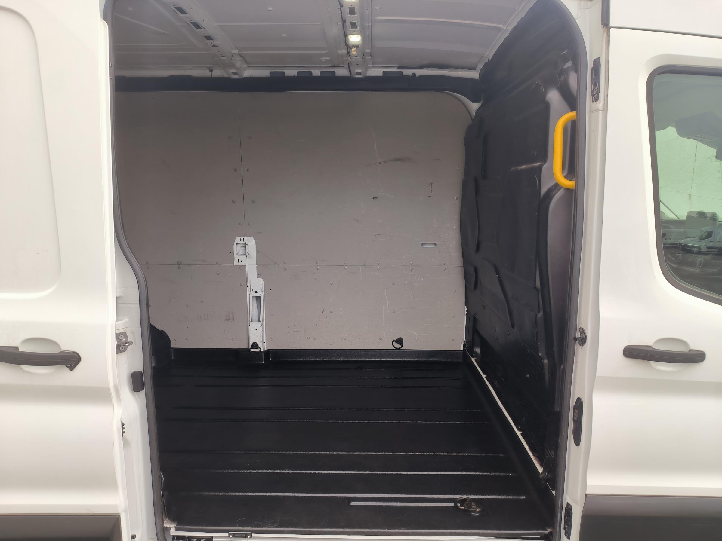 Ford Transit, 2022 - pohled č. 9