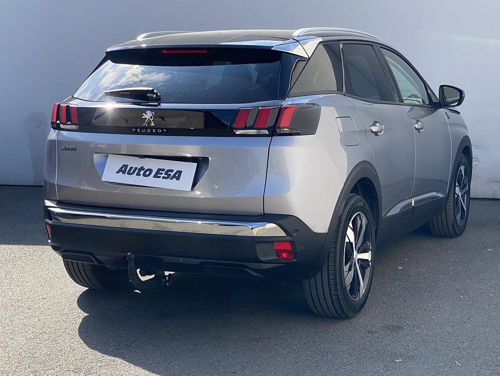 Peugeot 3008 1.2PT Crossway
