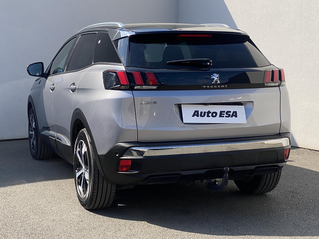 Peugeot 3008 1.2PT Crossway