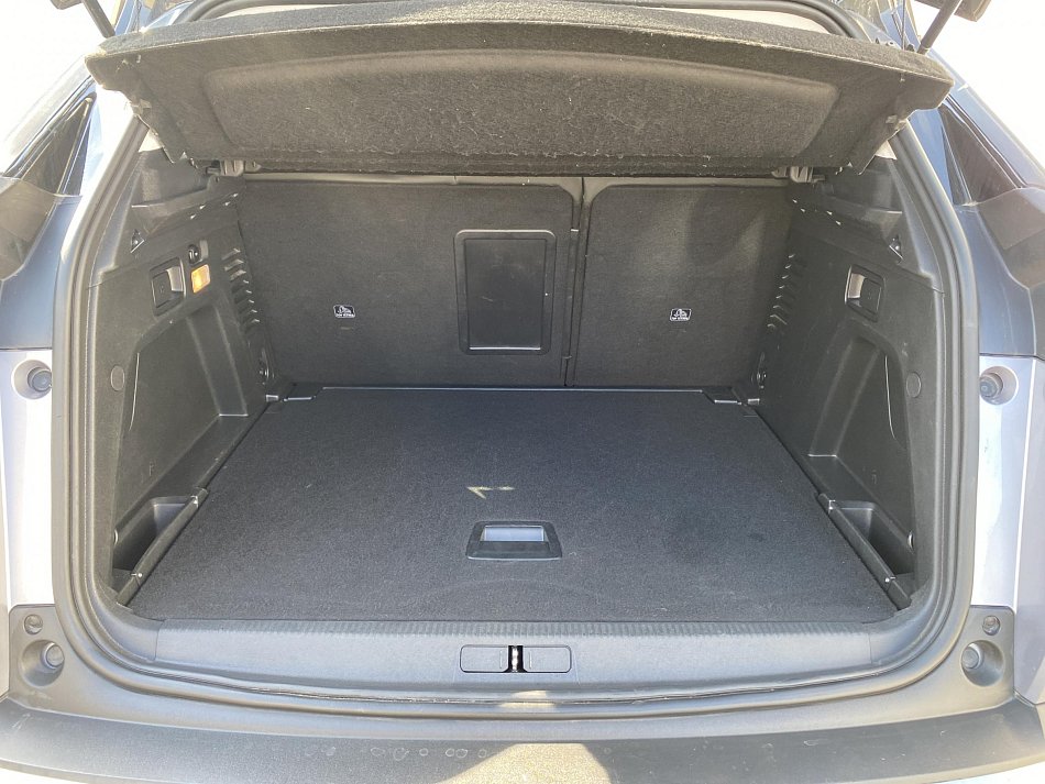 Peugeot 3008 1.2PT Crossway