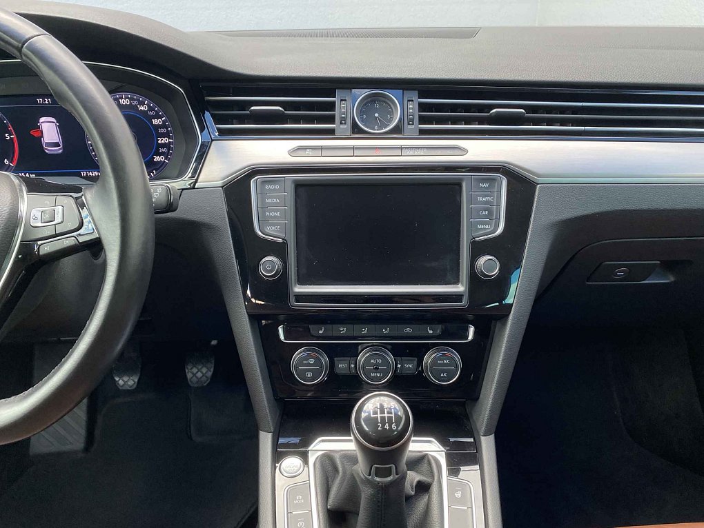 Volkswagen Passat 2.0 TDi Highline