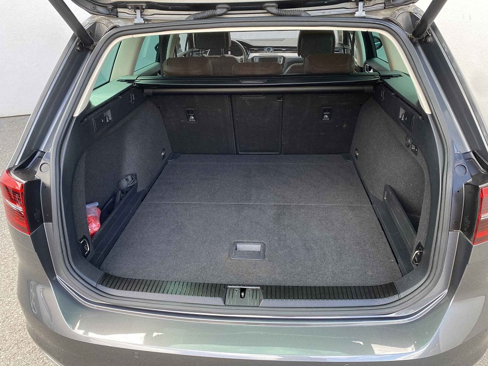 Volkswagen Passat 2.0 TDi Highline