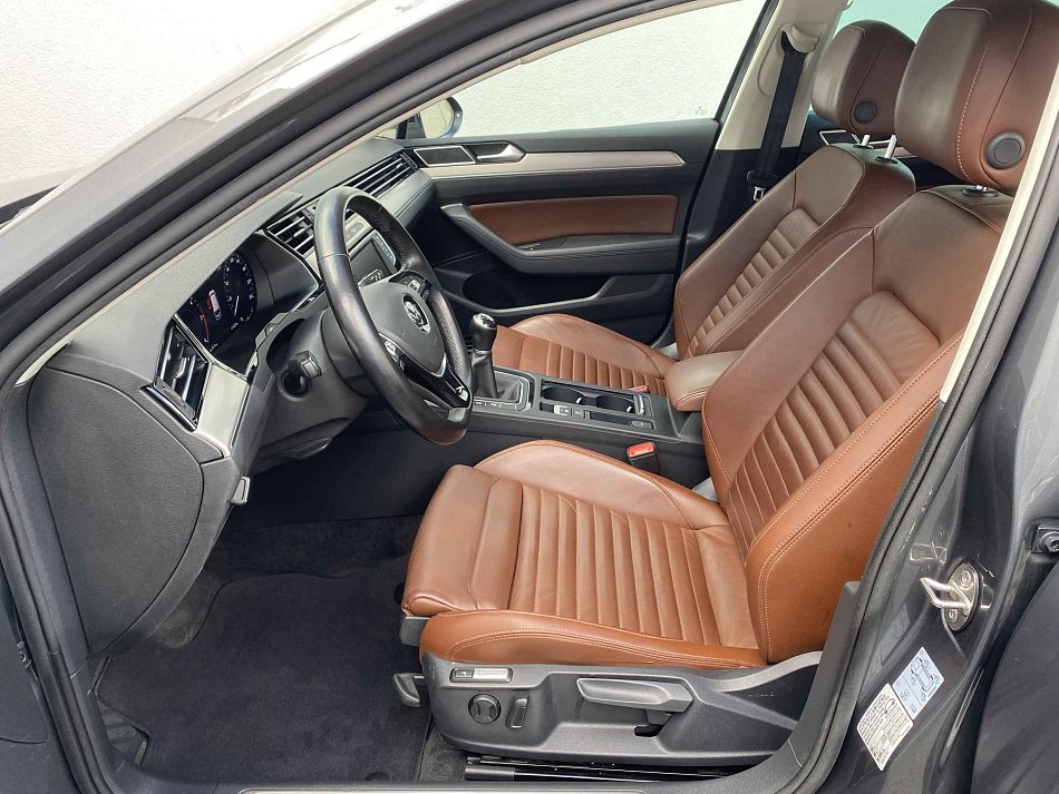Volkswagen Passat 2.0 TDi Highline