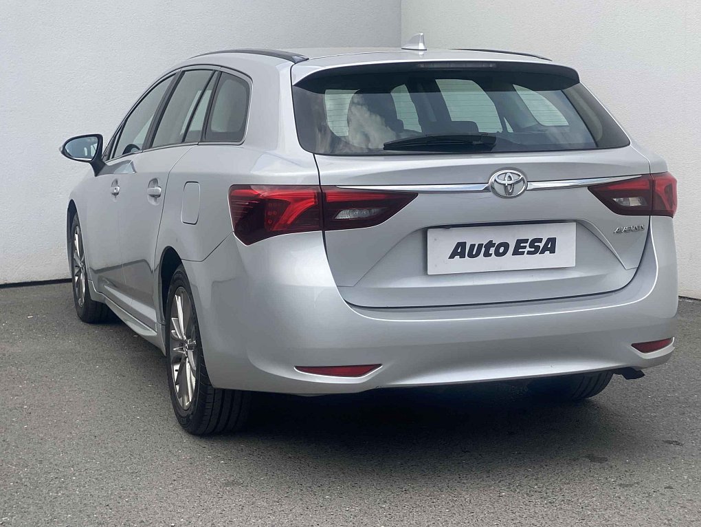 Toyota Avensis 2.0D-4D 